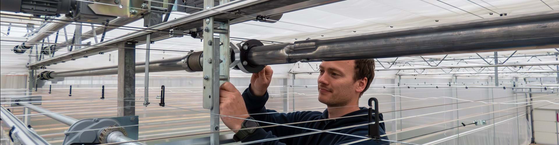 ValkScreenDrive | versátil sistema de accionamiento para invernaderos Venlo y de plástico